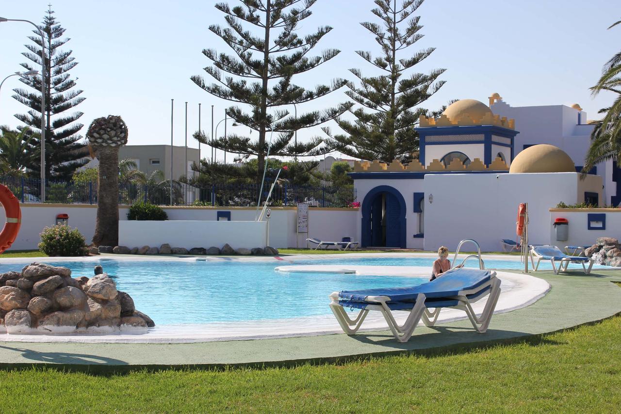 Apartamentos El Minarete Roquetas de Mar Dış mekan fotoğraf